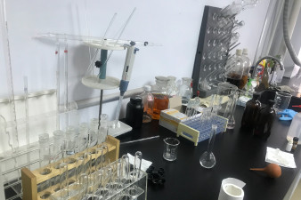 新疆維吾爾族自治區日常九項水質分析儀怎么用